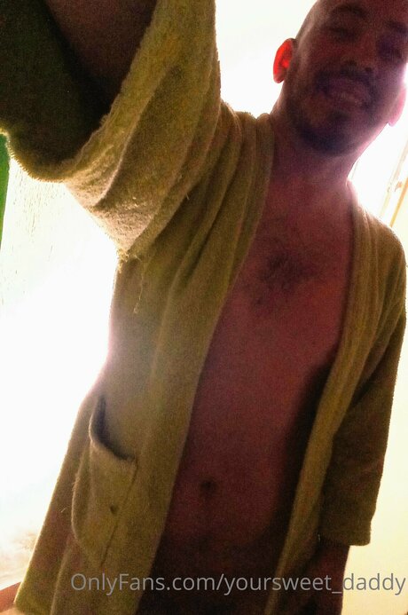 Yoursweet Daddy model pretty gallery