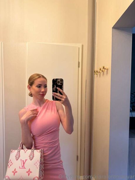 Kiaralordmagyar model free image