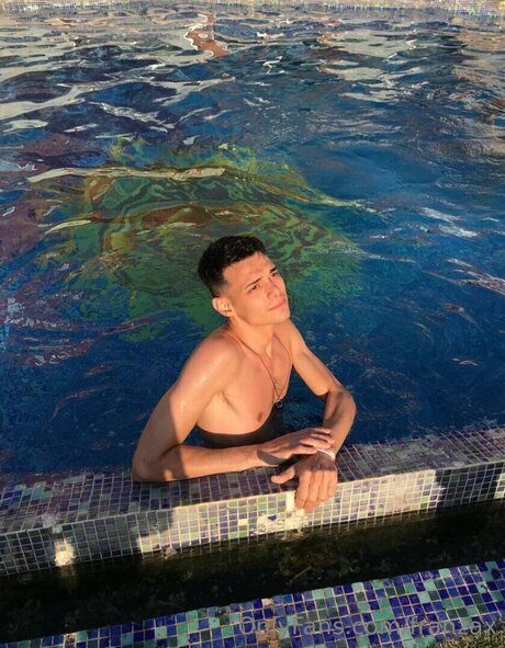 Franzax nude model galleries