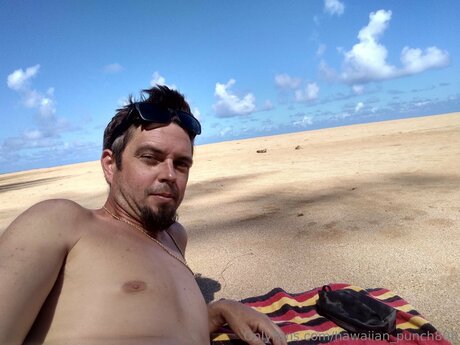 Hawaiian Punch808 star sexy images