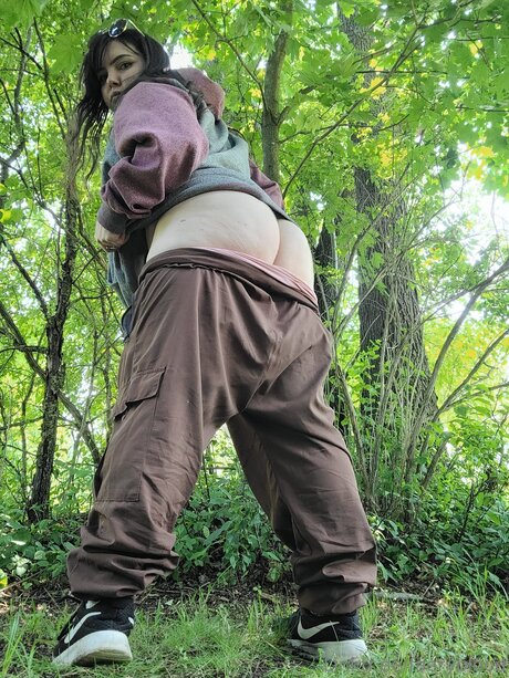 Faerielewd model adult pictures