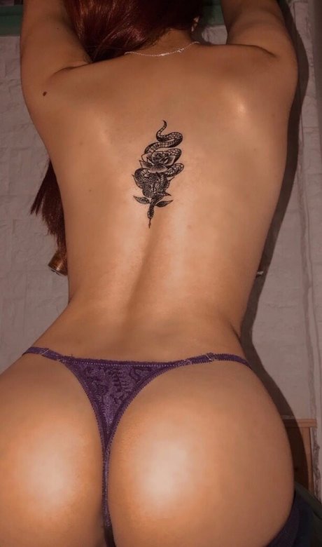 Cata Molina star hot pics