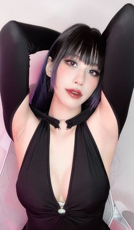 EarniesHime nice pornstar pics