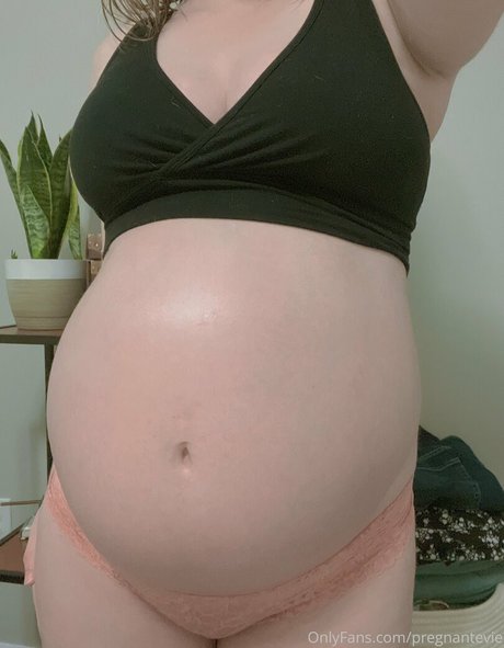 hotmomevie pretty pornstar galleries