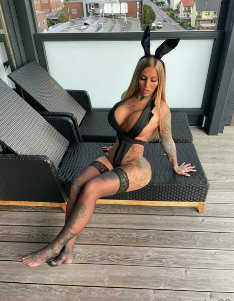 mature fuck onlyfans beautiful naked photos