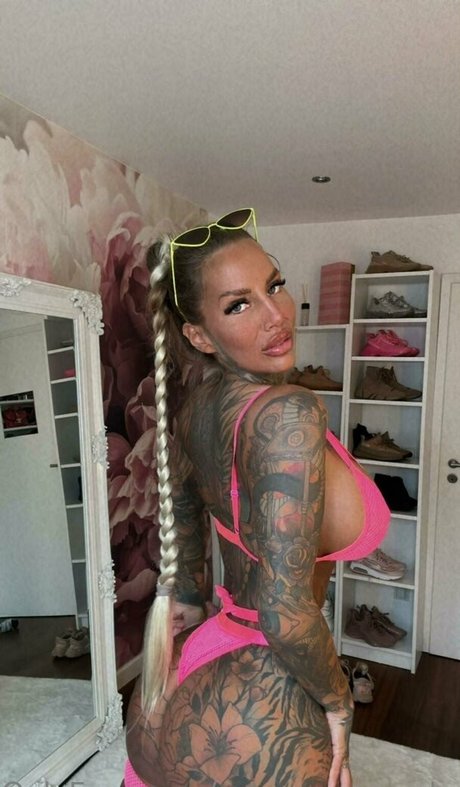 skinny shemale onlyfans pretty galleries