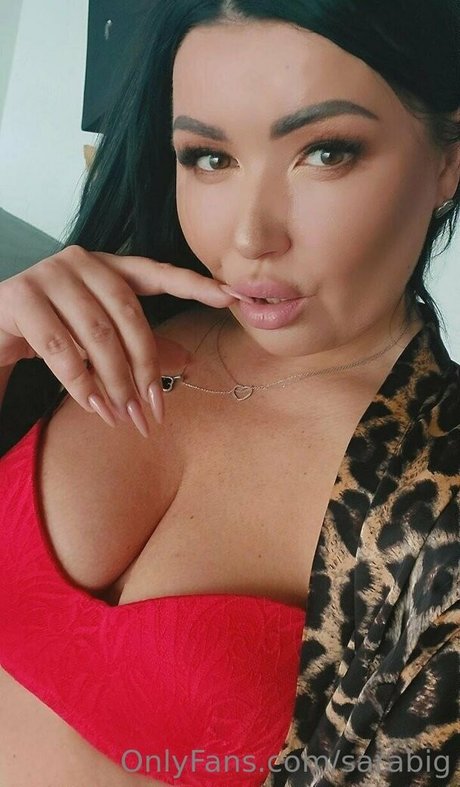 sarabig pornstar top images