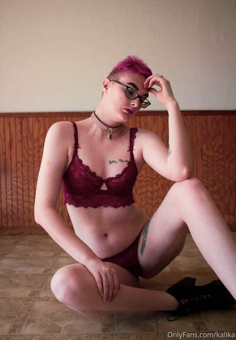 kalika pretty pornstar pics