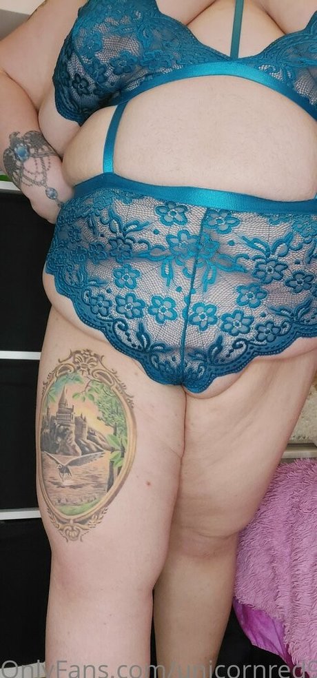 unicornred99 nude star archive