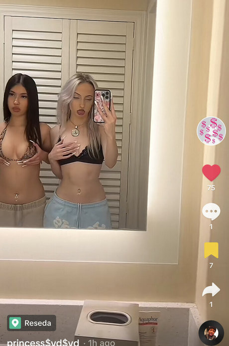 Aliisdacutest exclusive pornstar picture