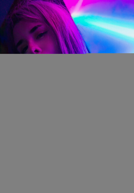 Helemconeme sex model pictures