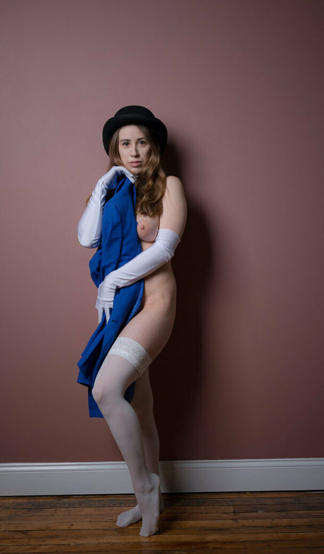 jackiehoff model pretty pic