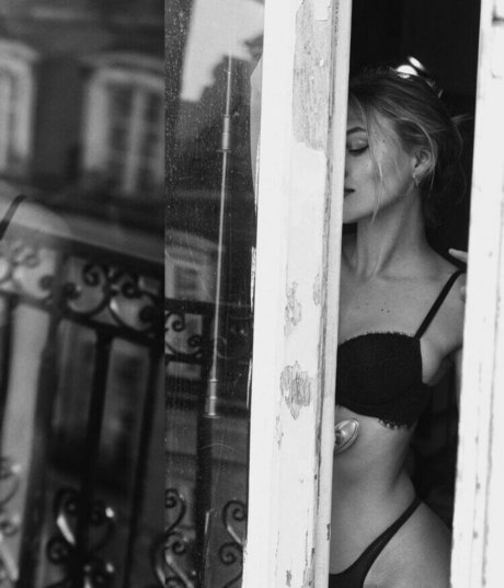 Ella Kernkamp pornstar erotic photos