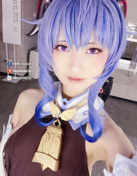 Twoyun model hot picture