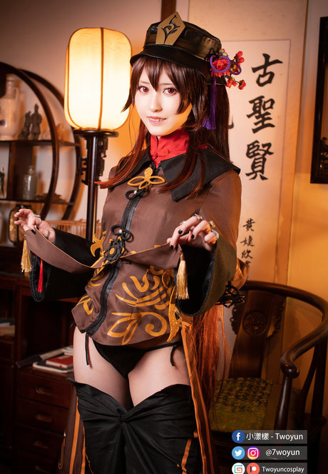 Twoyun sex model pictures