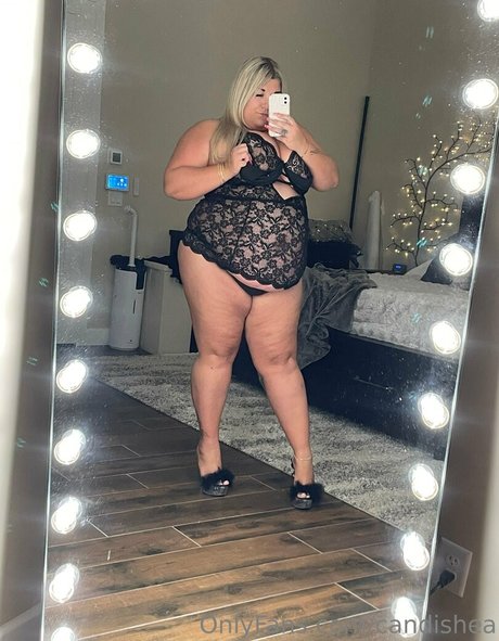 candishea nice model photo