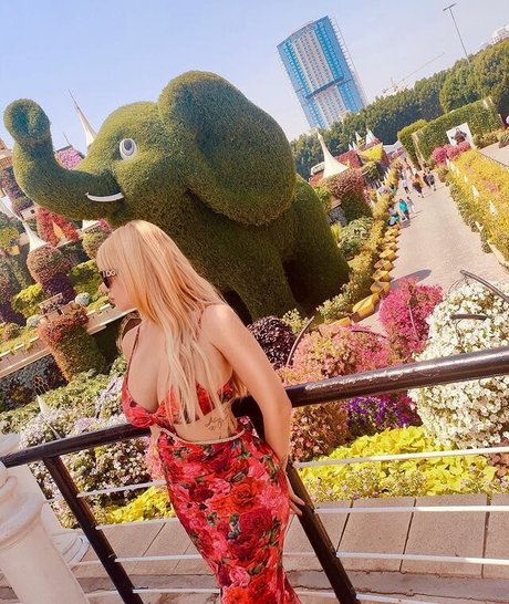 Luana88chloe adult model gallery