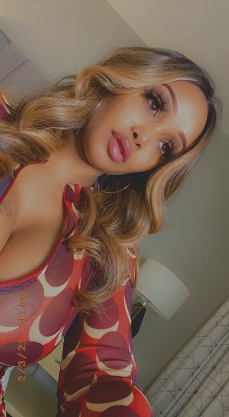 Ms Fernandes25 pornstar nude photo