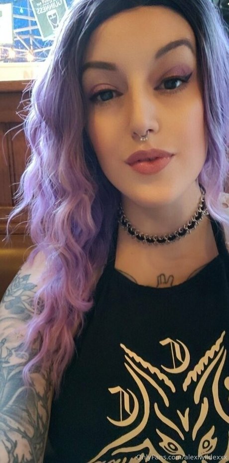 alexiwildexxx model beautiful images