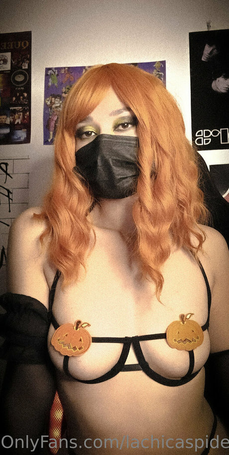 lachicaspider naked star archive