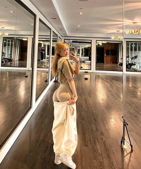 Michelle Kwon pornstar naked image