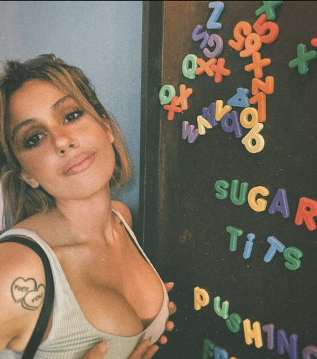 childishgambryn0 pornstar sex archive