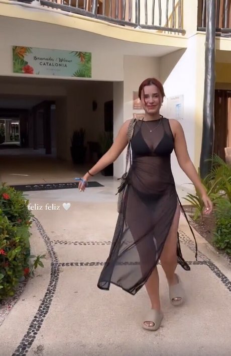 Andrea Chapa top model photo