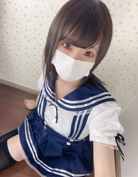 Senyasenyanko star hot photos