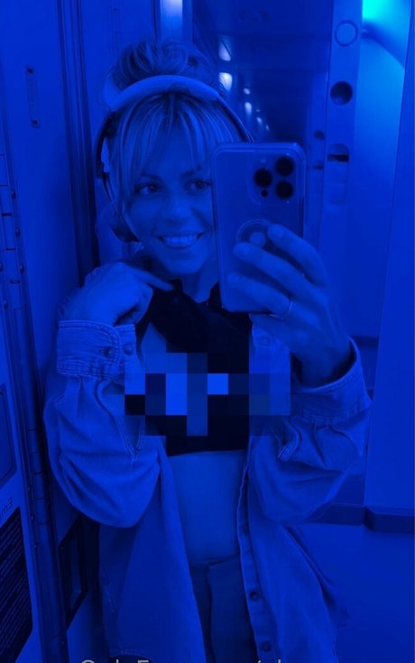 alyssagreen adult star galleries