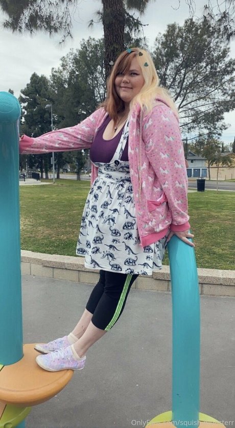 squish monsterr pornographic model img