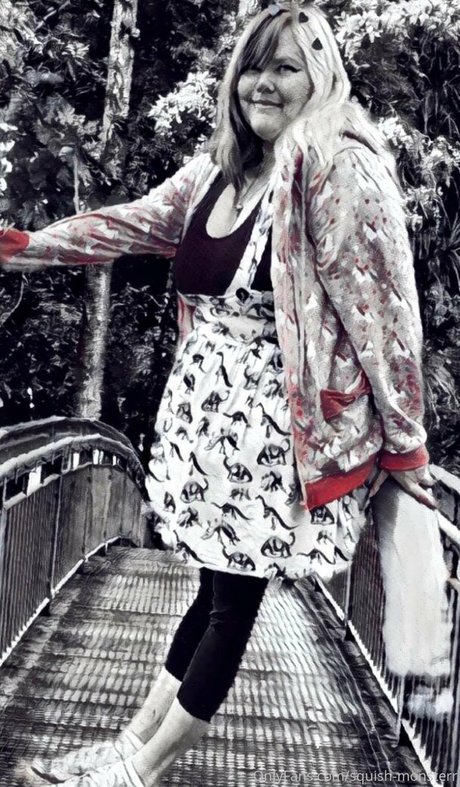 thick ebony onlyfans free xxx pictures