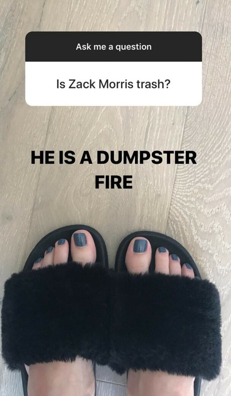 Allison Raskin high quality model photos