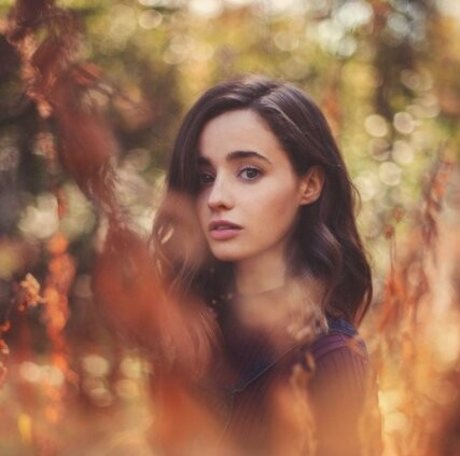 Holly Earl model xxx photo