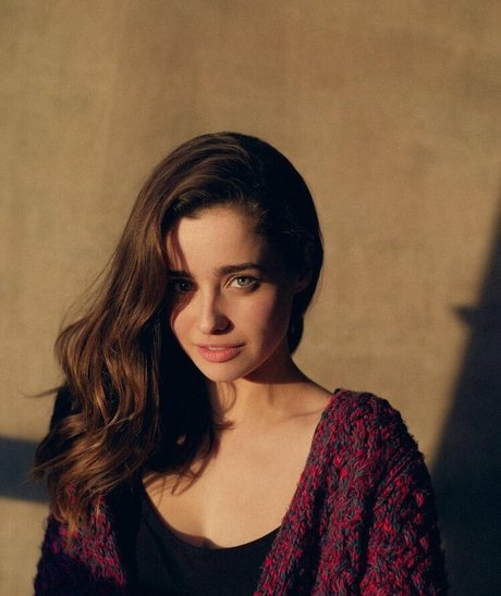 Holly Earl pornstar perfect image