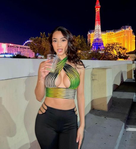 anamaxi model best pics