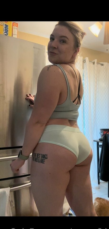 sunny84 naked star pic