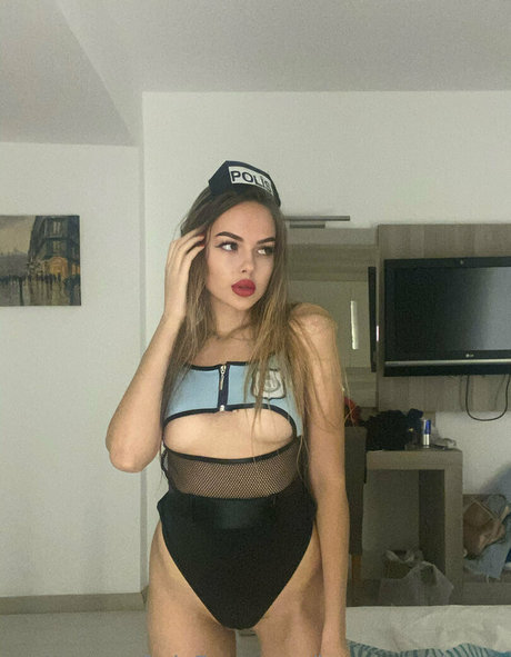 pretty iren star hot pics