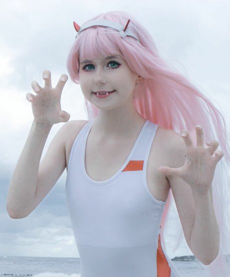 asainoshi pretty pornstar image