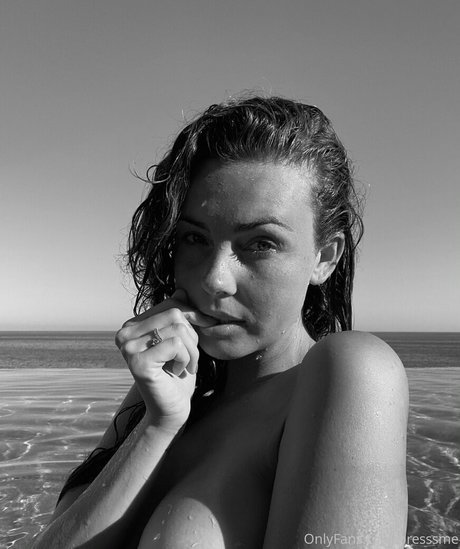 presssme sex model image