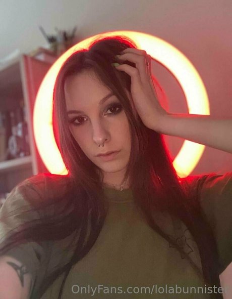 novaseren nudes actress pics