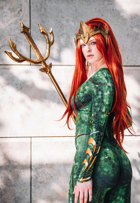 doenill porn model img