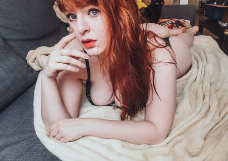 doenill model nude galleries