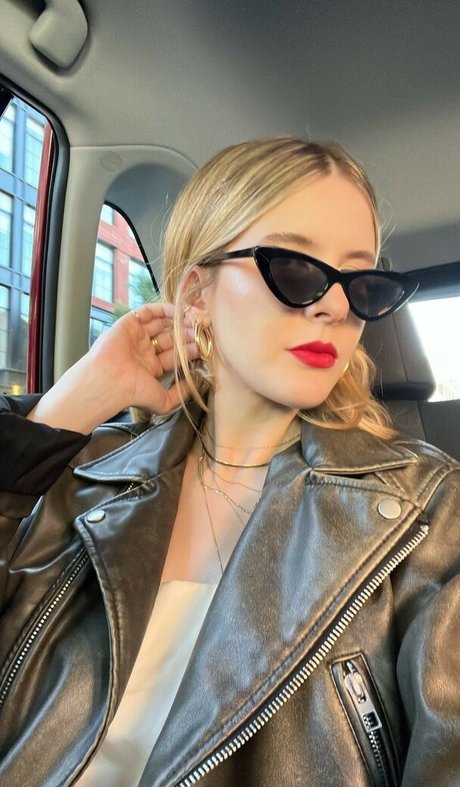 Itsjavachip nudes model galleries