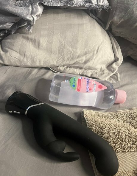 missisabelleberry star nude photo