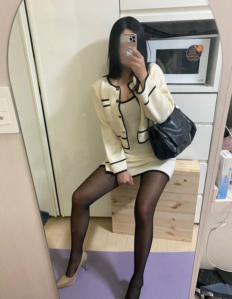 dailysungy pornstar nudes gallery