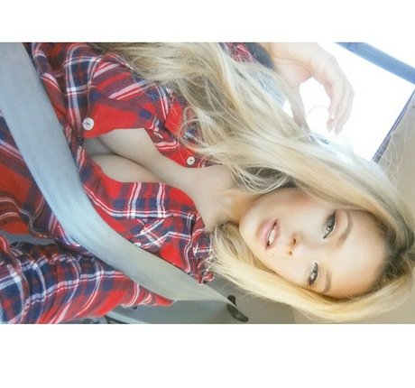 Anais Rizzo top pornstar photos