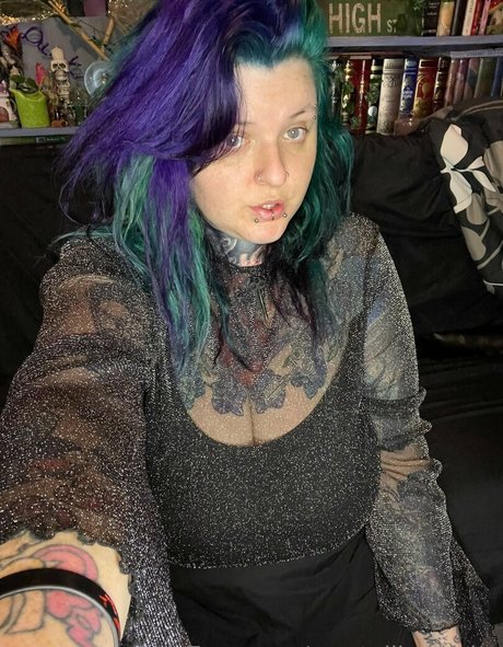 crystallizedfairy pornstar free pics