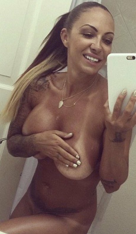 Jodie Marsh model beautiful img