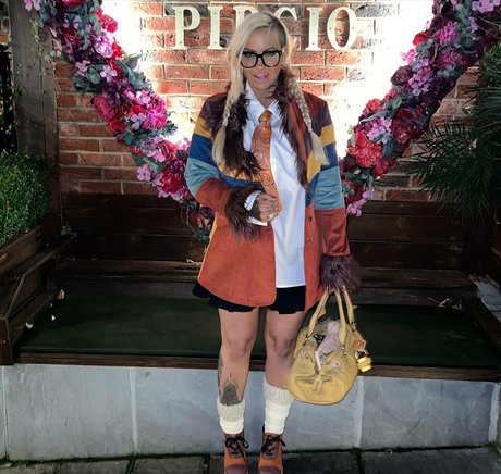 Jodie Marsh pretty pornstar image