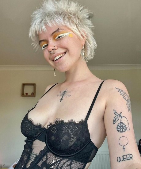 yoga onlyfans top image